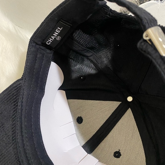 Chanel cap - Picture 4 of 5